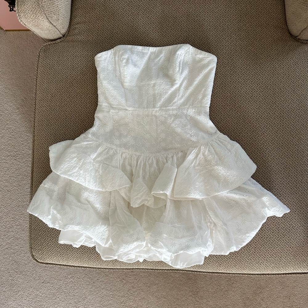Selfie Leslie Bella Donna White Frill Dress